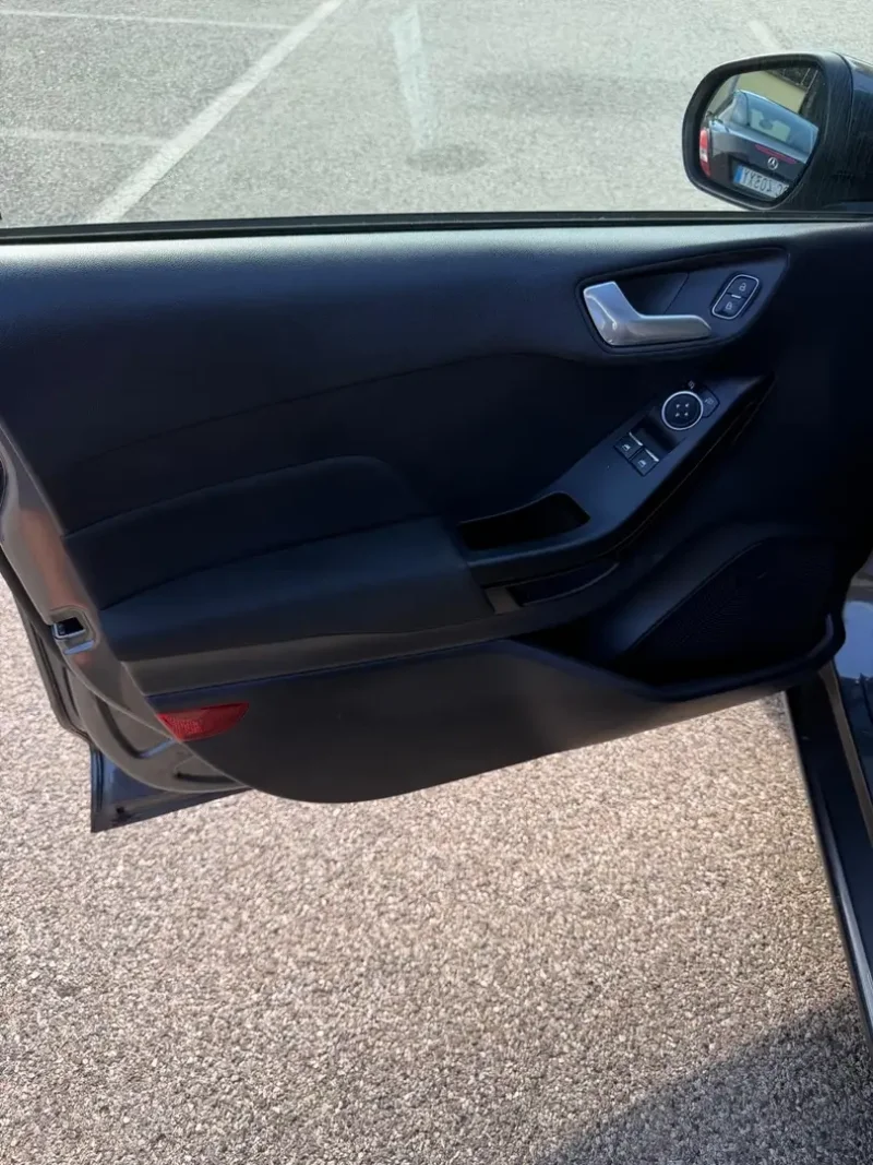Ford Fiesta 1.1 - NEOPATENTATI - 12 MESI DI GARANZIA - — foto 6