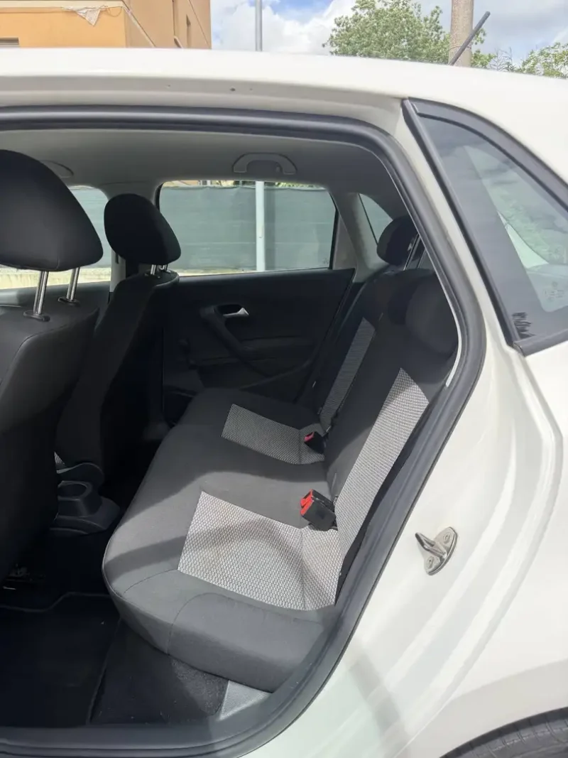 Volkswagen Polo 1.2 tdi - NEOPATENTATI - 12 MESI DI GARANZIA - — foto 9