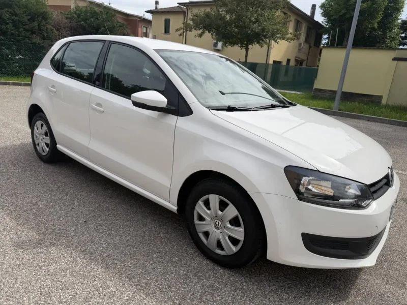 Volkswagen Polo 1.2 tdi - NEOPATENTATI - 12 MESI DI GARANZIA - — foto 2