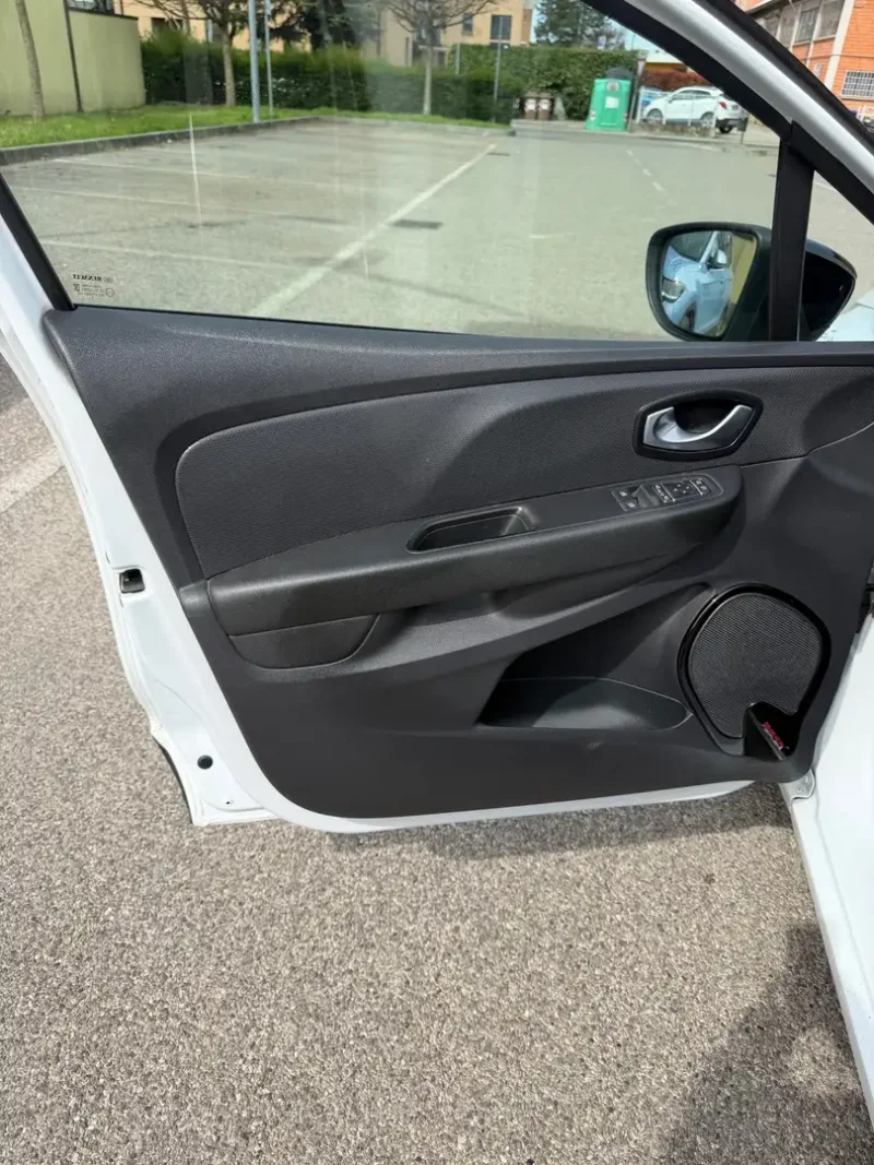 Renault Clio IV 2017 Sporter Sporter 1.5 dci - NEOP. - NAV. - 12 MESI DI GARANZIA - — foto 6