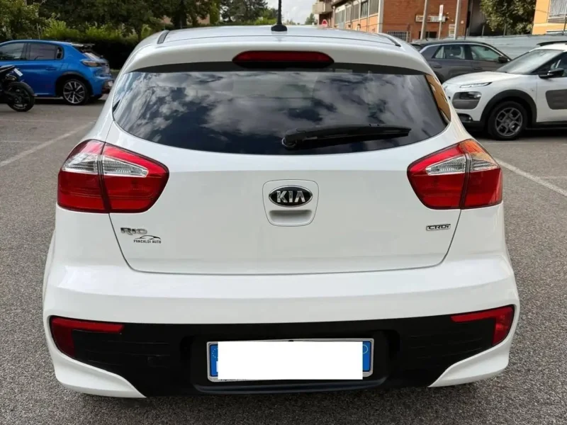 Kia Rio 1.4 crdi - NEOPATENTATI - 12 MESI DI GARANZIA - — foto 3