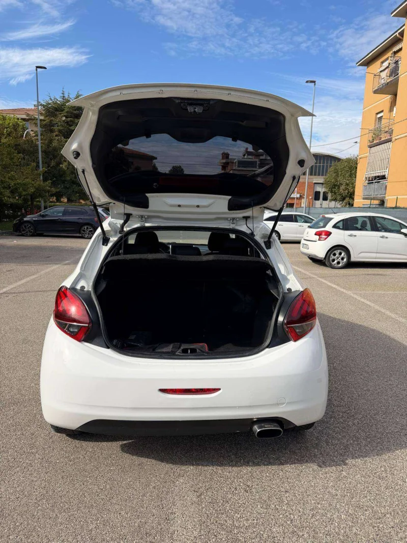 Peugeot 208 1.2 - NEOPATENTATI - 12 MESI DI GARANZIA - — foto 5