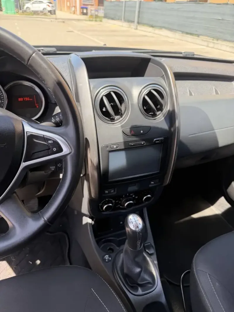 Dacia Duster 1.6 tce Gpl - NAV. - NEOP. - 12 MESI DI GARANZIA - — foto 10
