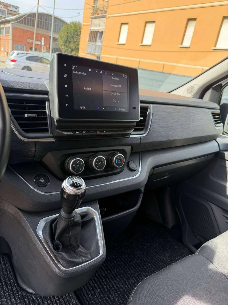 Renault Trafic 2.0 dCi - 9 POSTI - NAV - 12 MESI DI GARANZIA — foto 8