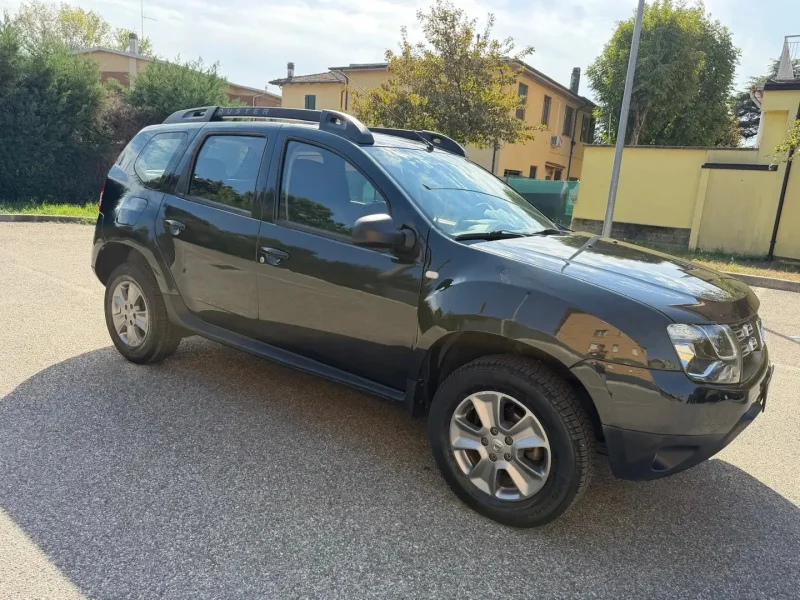 Dacia Duster 1.6 Gpl - NAV. - NEOP. - 12 MESI DI GARANZIA - — foto 2