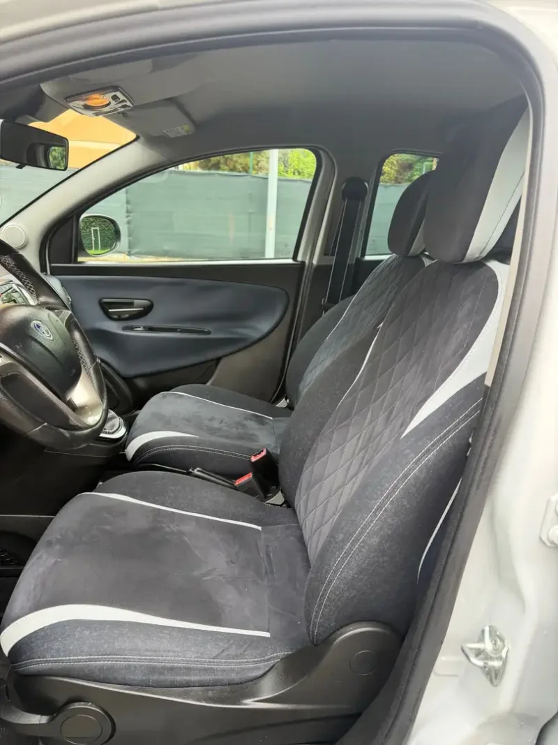 Lancia Ypsilon III 2015 0.9 METANO - NEOP. - 12 MESI DI GARANZIA - — foto 9