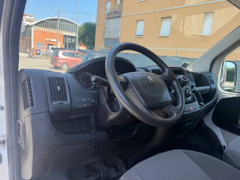 Peugeot Boxer 2.2 HDI/130 - 12 MESI DI GARANZIA - — foto 8