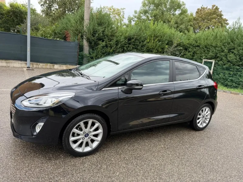 Ford Fiesta 1.1 - NEOPATENTATI - 12 MESI DI GARANZIA - — foto 4