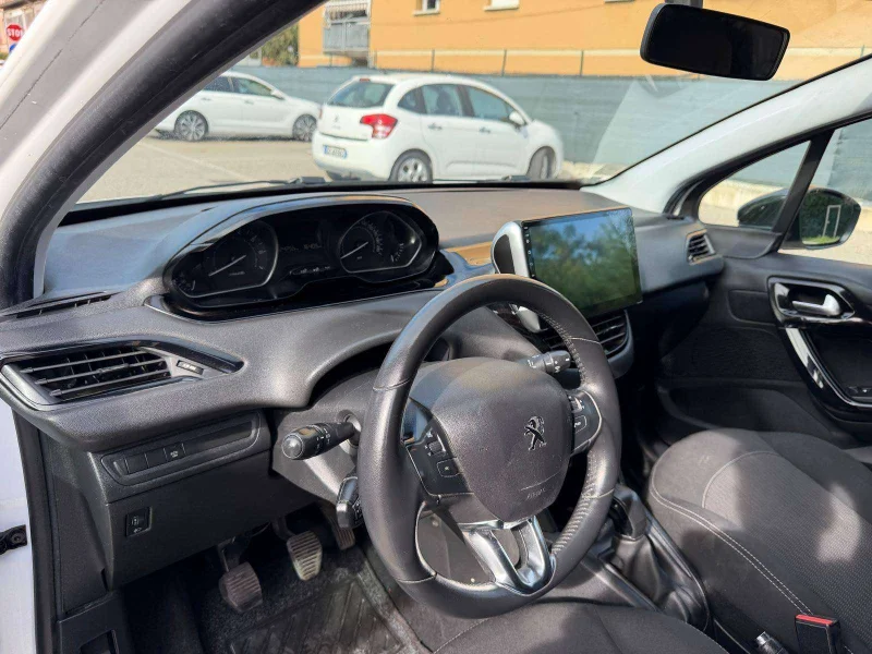 Peugeot 208 1.2 - NEOPATENTATI - 12 MESI DI GARANZIA - — foto 7
