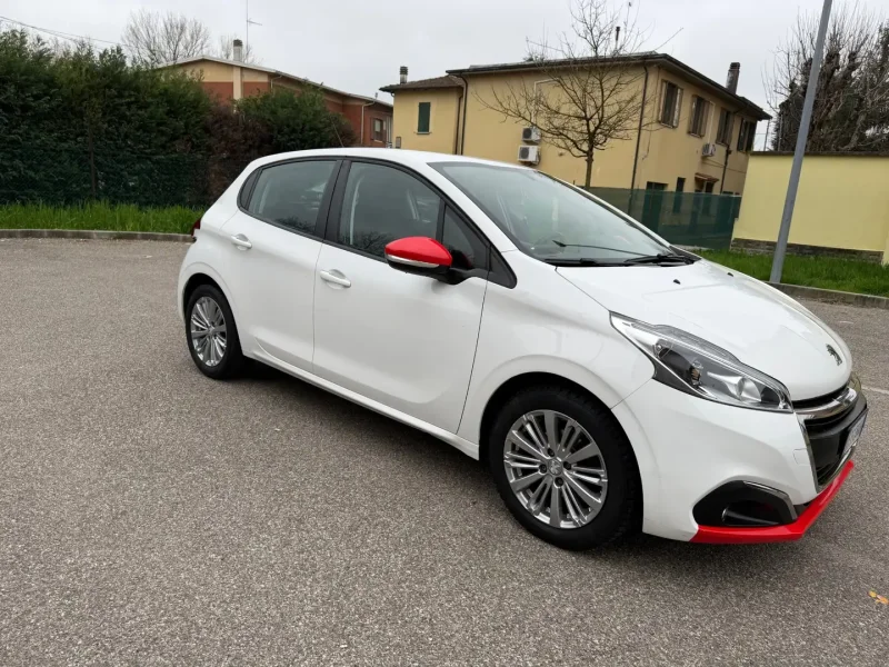 Peugeot 208 I 2015 1.2 - NEOPATENTATI - 12 MESI DI GARANZIA - — foto 2