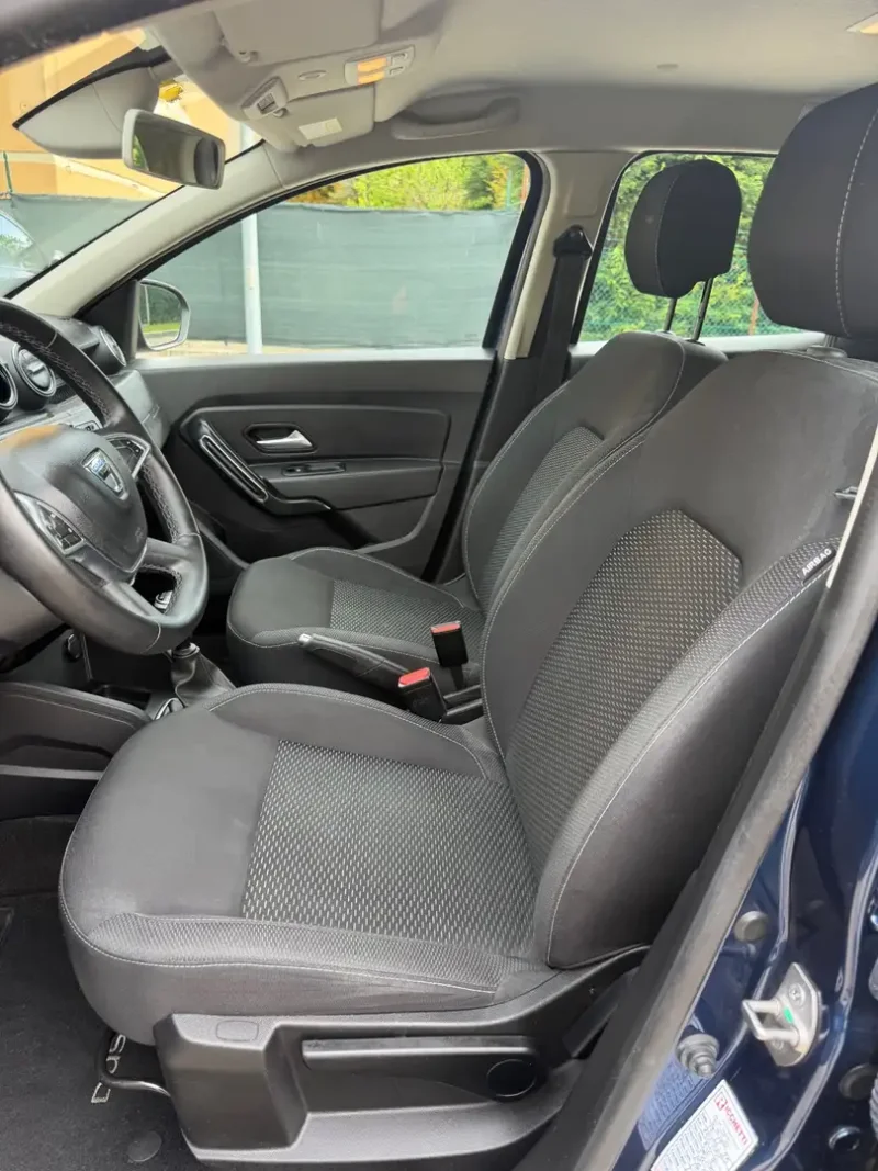 Dacia Duster II 2018 1.5 dci - NEOP. - NAV. - 12 MESI DI GARANZIA - — foto 9