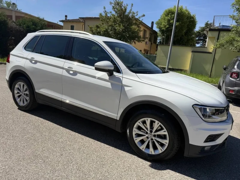Volkswagen Tiguan 1.6 tdi - NAVIGATORE - 12 MESI DI GARANZIA - — foto 2