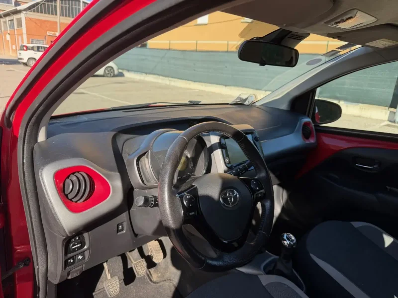 Toyota Aygo II 2018 5p 1.0 - NEOPATENTATI - 12 MESI DI GARANZIA - — foto 7