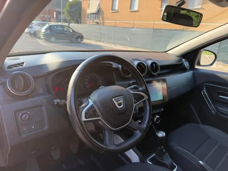 Dacia Duster 1.0 tce Gpl - NAV. - NEOP. - 12 MESI DI GARANZIA - — foto 7