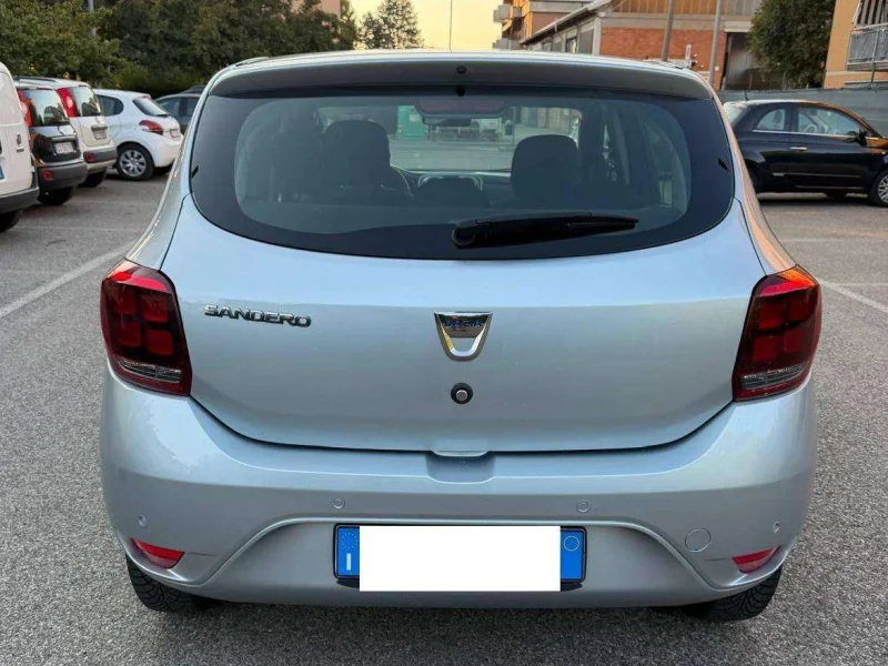 Dacia Sandero 1.0 - NEOPATENTATI - 12 MESI DI GARANZIA - — foto 3