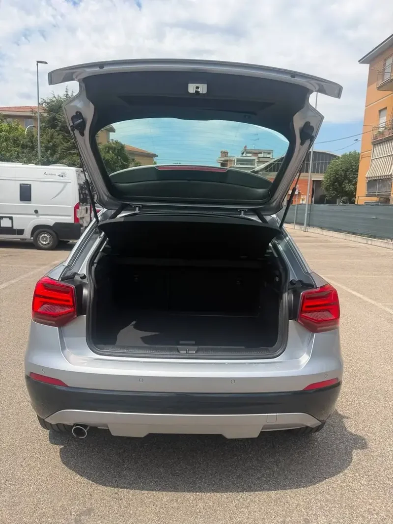 Audi Q2 30 1.6 TDI - 12 MESI DI GARANZIA - — foto 5