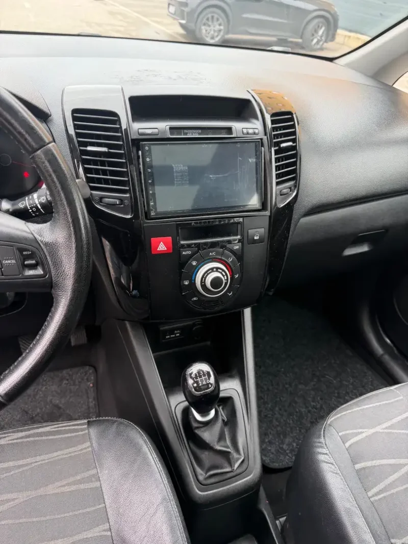 Kia Venga 1.4 crdi - TETTO - NEOP. - 12 MESI DI GARANZIA - — foto 8