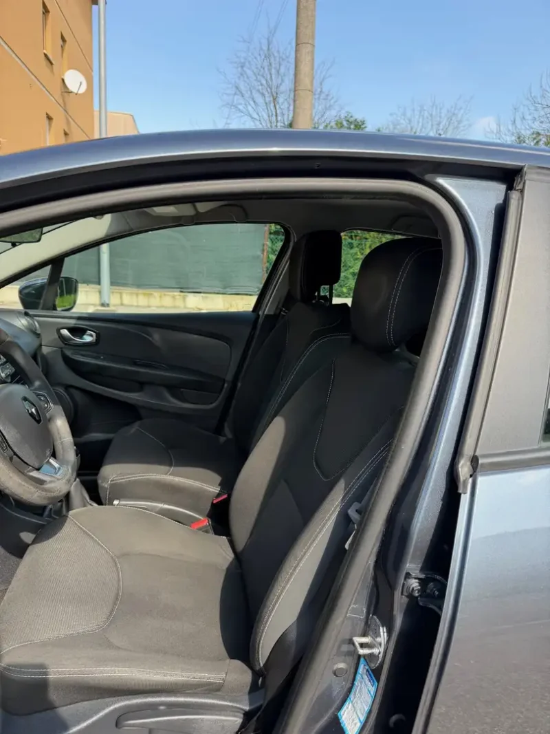 Renault Clio IV 2017 1.5 dci - NEOPATENTATI - 12 MESI DI GARANZIA - — foto 9