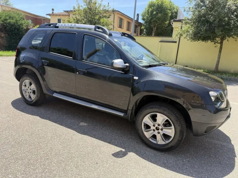 Dacia Duster 1.6 tce Gpl - NAV. - NEOP. - 12 MESI DI GARANZIA - — foto 4