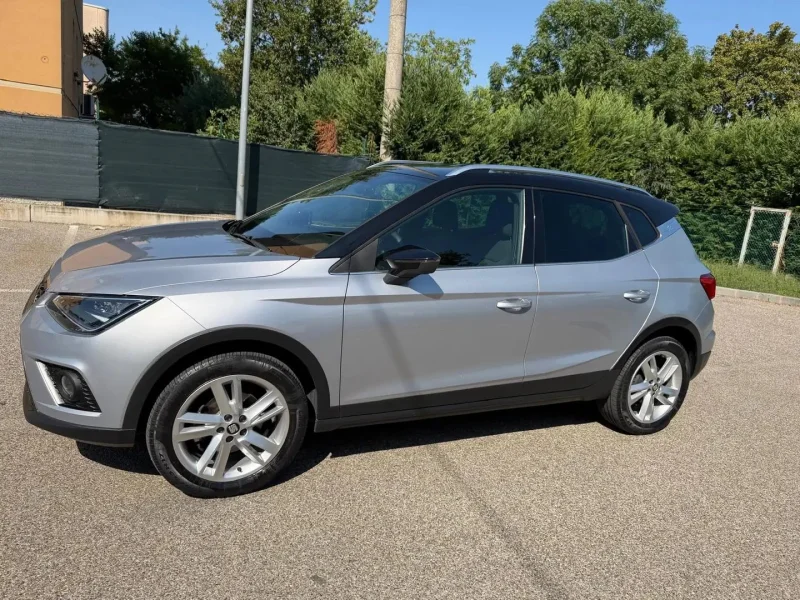 SEAT Arona 1.0 tgi FR 90cv — foto 4