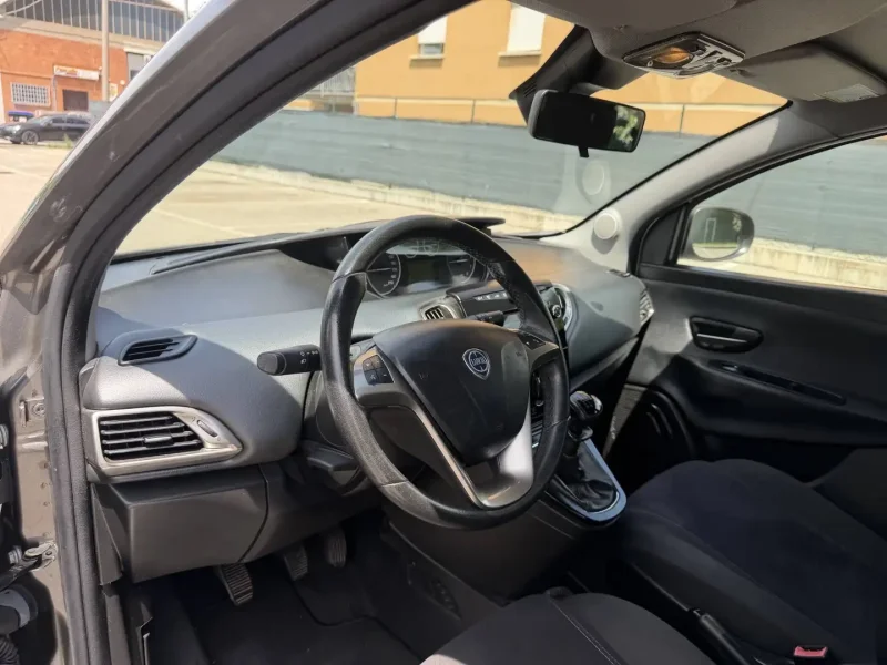 Lancia Ypsilon 1.2 Gpl - NEOP. - 12 MESI DI GARANZIA - — foto 7