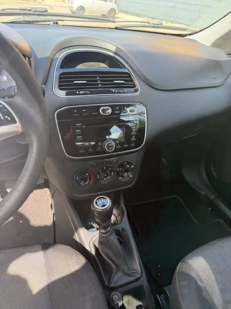 Fiat Punto 1.4 METANO - NEOPATENTATI - 12 MESI DI GARANZIA - — foto 8