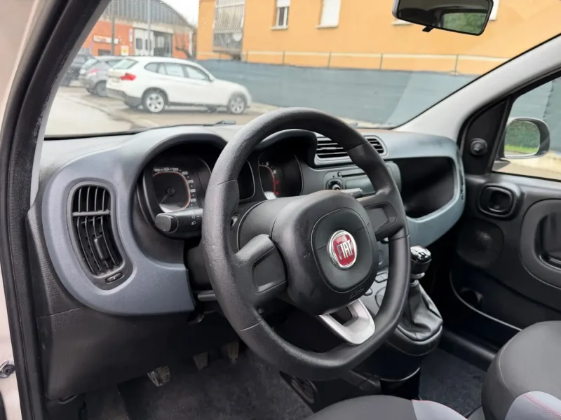 Fiat Panda III 2016 0.9 METANO - NEOPATENTATI - — foto 7