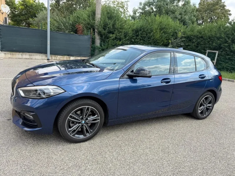 BMW Serie 1 d - AUT. - NAV. - NEOP. - 12 MESI DI GARANZIA - — foto 4