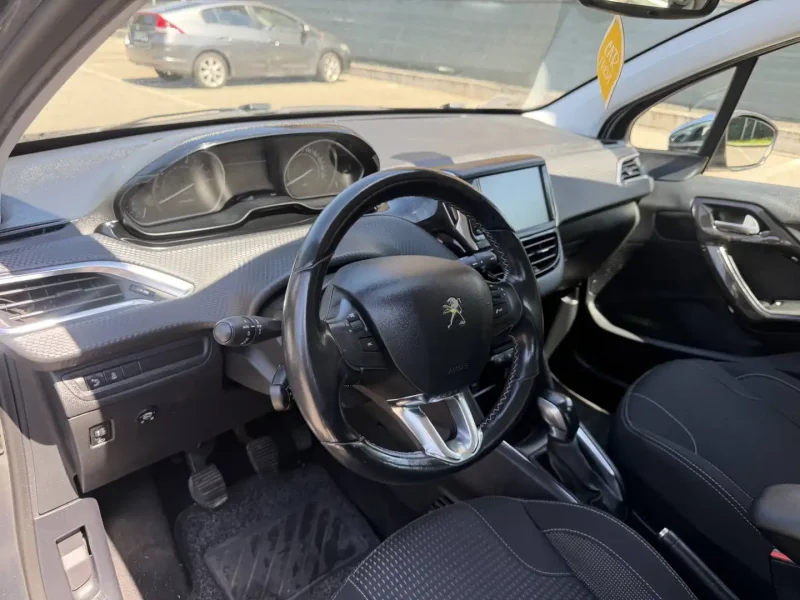 Peugeot 208 1.2 Gpl - NEOP. - NAV. - 12 MESI DI GARANZIA - — foto 7
