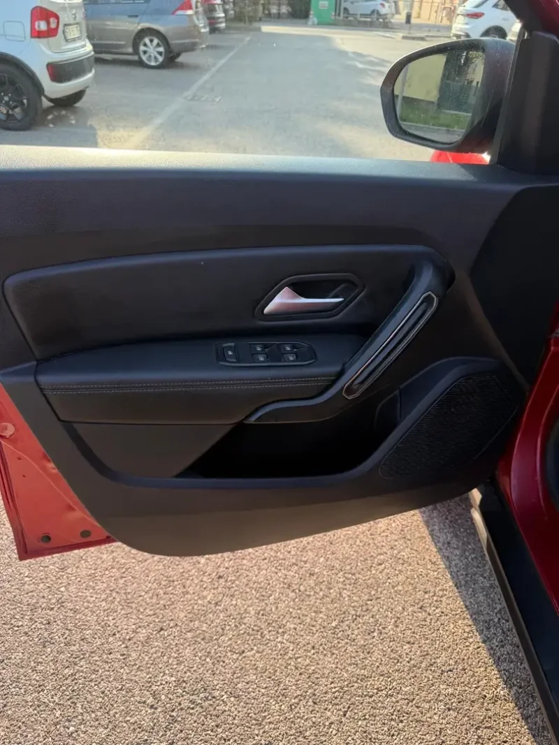 Dacia Duster 1.0 tce Gpl - NAV. - NEOP. - 12 MESI DI GARANZIA - — foto 6
