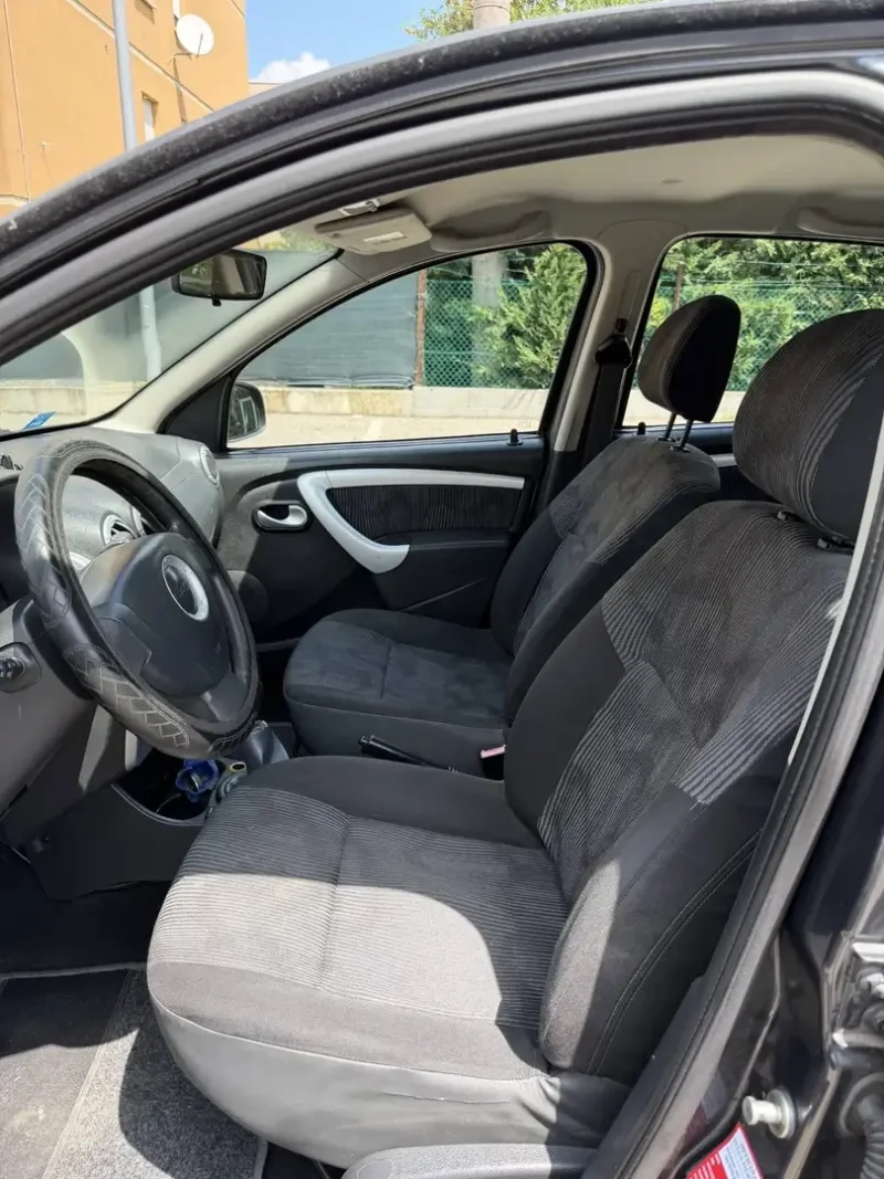 Dacia Sandero 1.4 Gpl - NEOPATENTATI - 12 MESI DI GARANZIA - — foto 9
