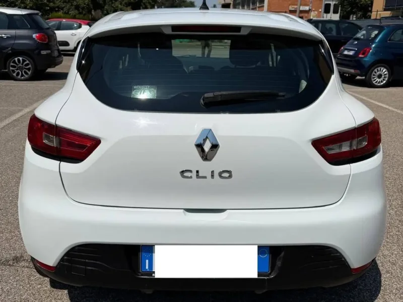 Renault Clio 1.2 - NEOPATENTATI - 12 MESI DI GARANZIA - — foto 3