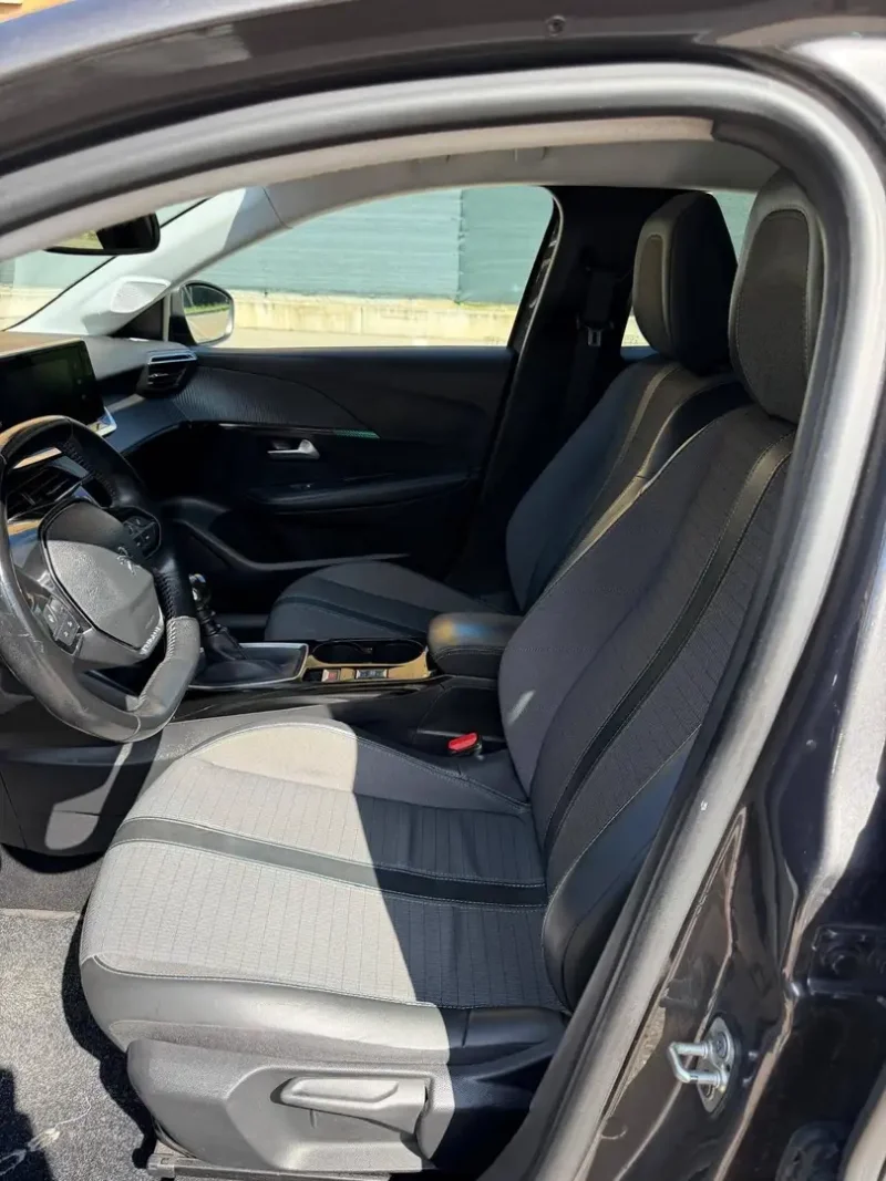 Peugeot 208 1.2 - NAV. - NEOPATENTATI - 12 MESI DI GARANZIA - — foto 9