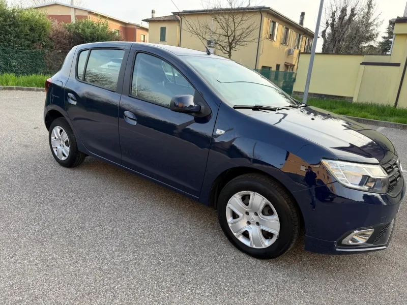 Dacia Sandero II 2017 1.5 dci - NEOP. - NAV. - 12 MESI DI GARANZIA - — foto 2