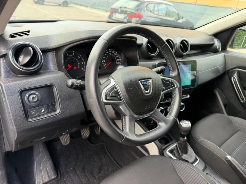 Dacia Duster 1.0 tce Gpl - NAV. - NEOP. - 12 MESI DI GARANZIA - — foto 7