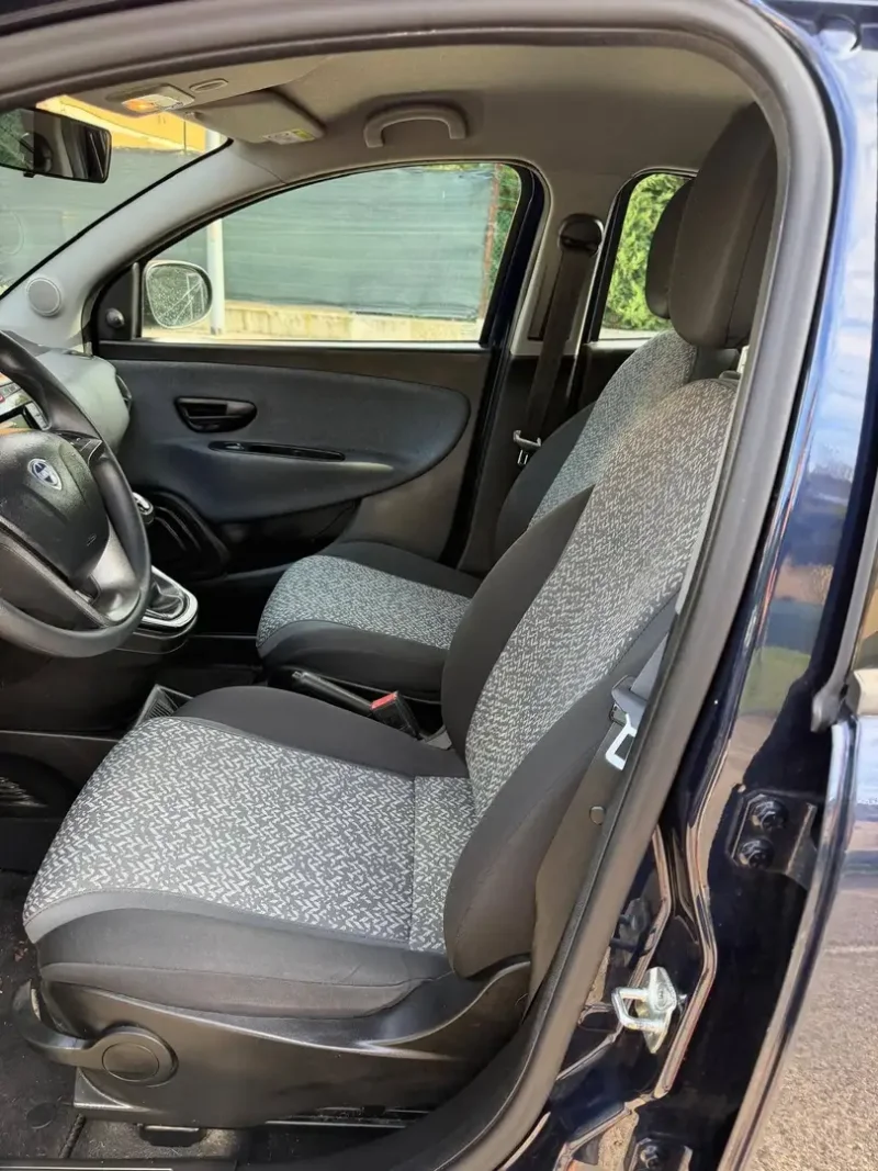 Lancia Ypsilon 1.2 Gpl - NEOPATENTATI - 12 MESI DI GARANZIA - — foto 9