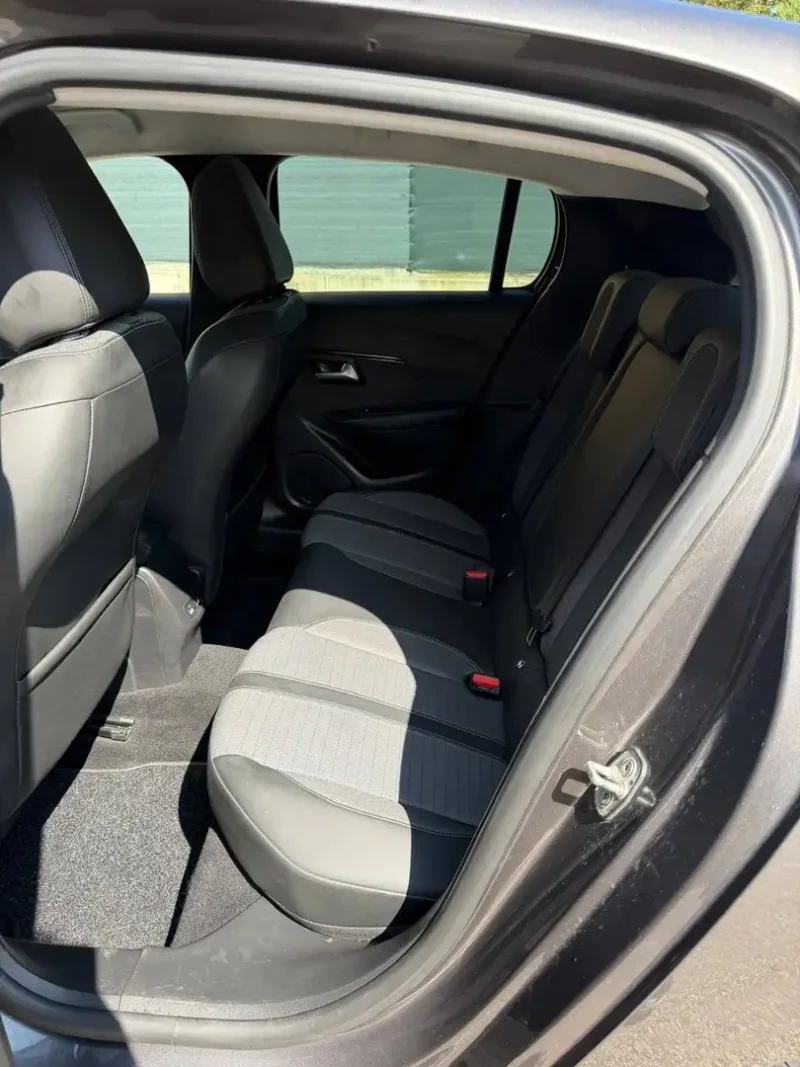 Peugeot 208 1.2 - NAV. - NEOPATENTATI - 12 MESI DI GARANZIA - — foto 10