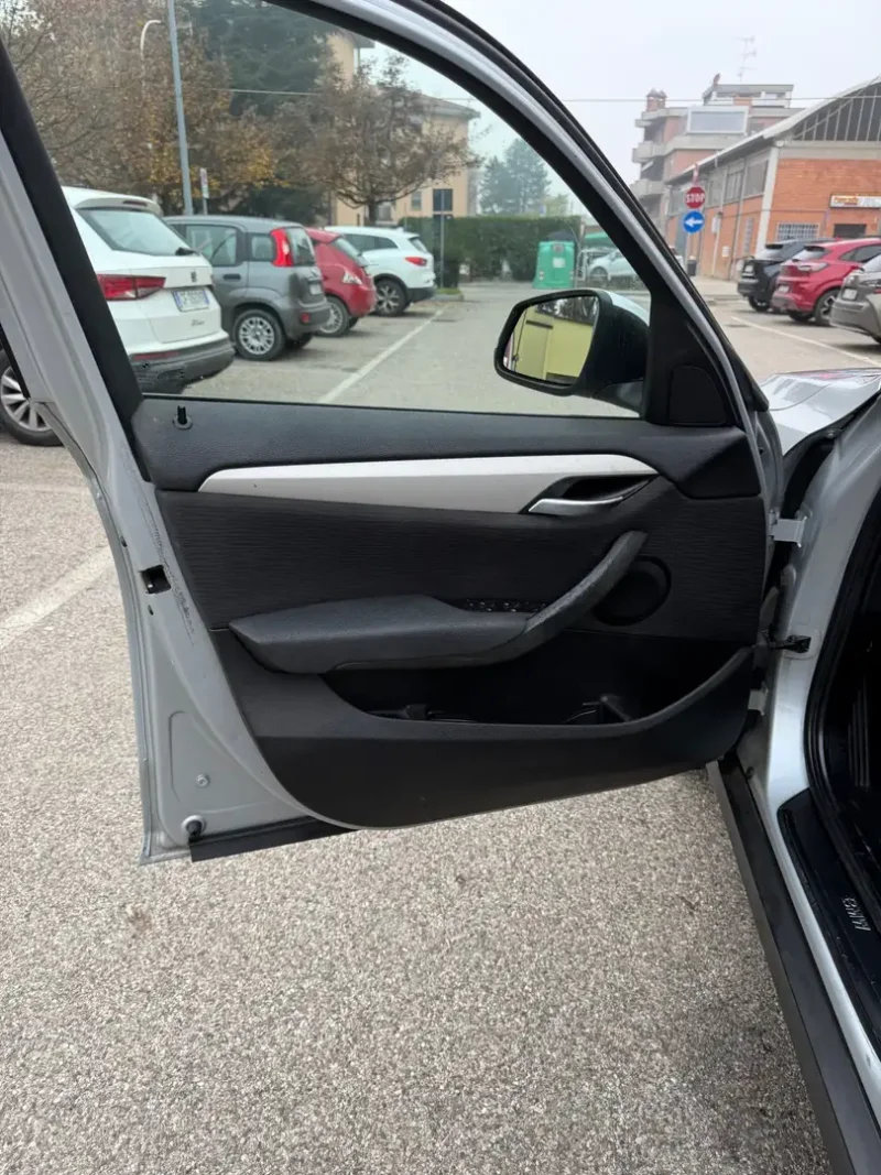 BMW X1 E84 2.0 - 12 MESI DI GARANZIA - — foto 6