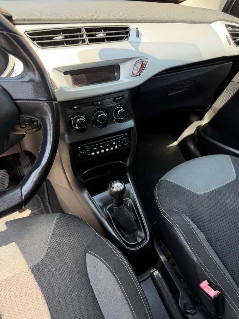 Citroen C3 1.2 - NEOPATENTATI - 12 MESI DI GARANZIA - — foto 8