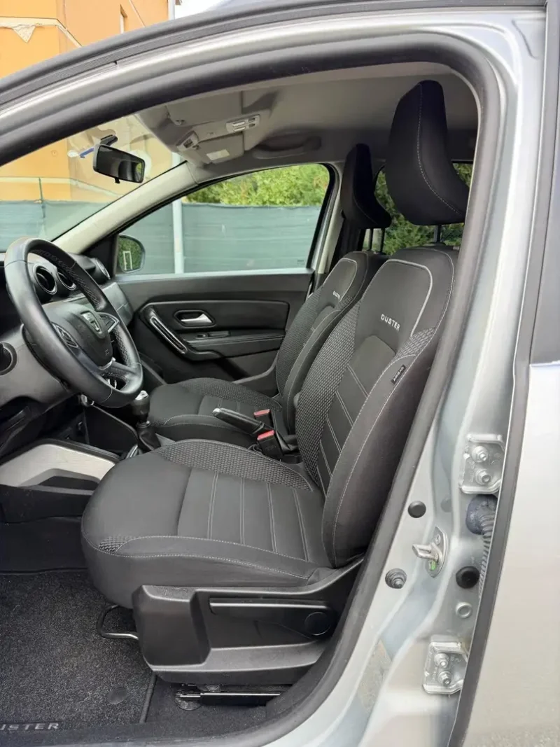 Dacia Duster 1.0 tce Gpl - NAV. - NEOP. - 12 MESI DI GARANZIA - — foto 9