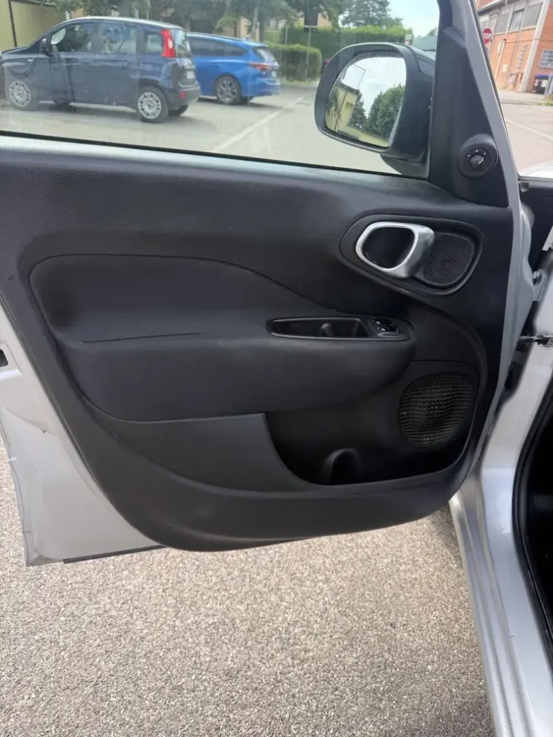 Fiat 500L 1.3 MJT - NEOPATENTATI - OTTIME CONDIZIONI - — foto 6