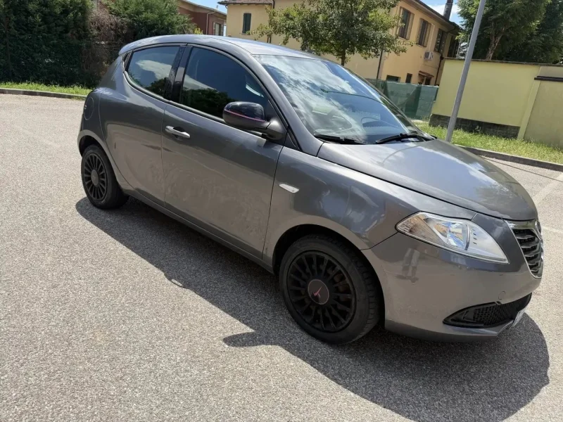 Lancia Ypsilon 1.2 Gpl - NEOP. - 12 MESI DI GARANZIA - — foto 2