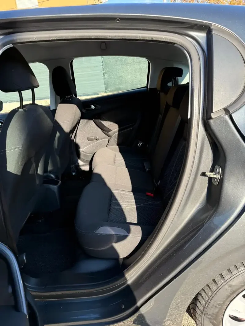 Peugeot 208 I 2012 1.4 HDI - NEOPATENTATI - 12 MESI DI GARANZIA - — foto 10